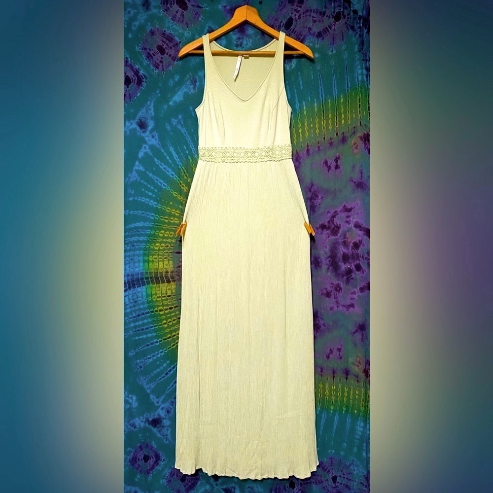 Lauren Conrad- Light Green Maxi Dress